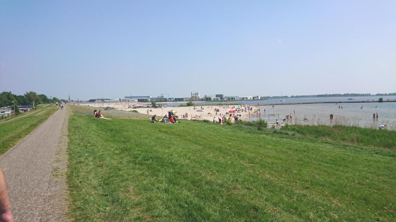Plattedijk - vakantiehuis 25-26 Lemmer Buitenkant foto